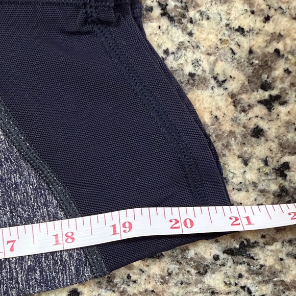 Lululemon Athletica Abstract Blue and Pink Leggings - Picture 9 of 9